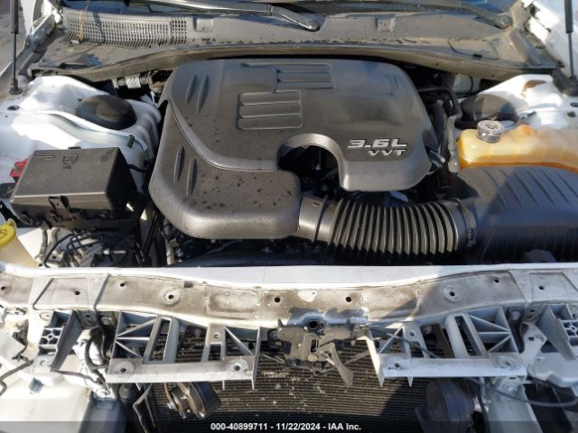 Photo 9 VIN: 2C3CDXBG9GH166886 - DODGE CHARGER 