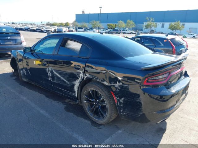 Photo 2 VIN: 2C3CDXBG9JH297677 - DODGE CHARGER 