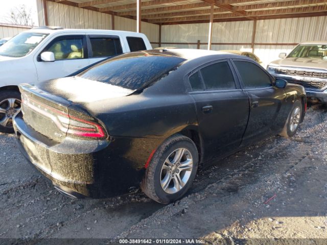 Photo 3 VIN: 2C3CDXBG9JH331603 - DODGE CHARGER 