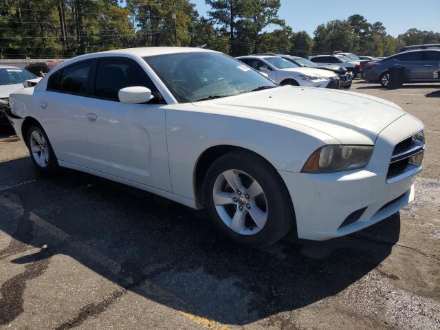 Photo 3 VIN: 2C3CDXBGXDH603385 - DODGE CHARGER SE 