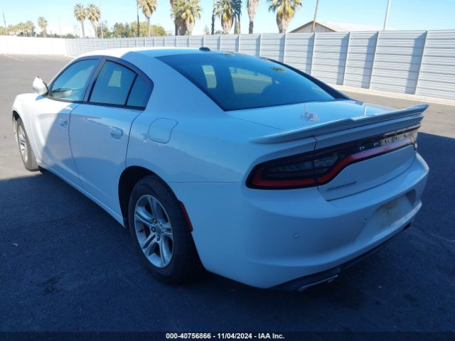 Photo 2 VIN: 2C3CDXBGXGH173202 - DODGE CHARGER 