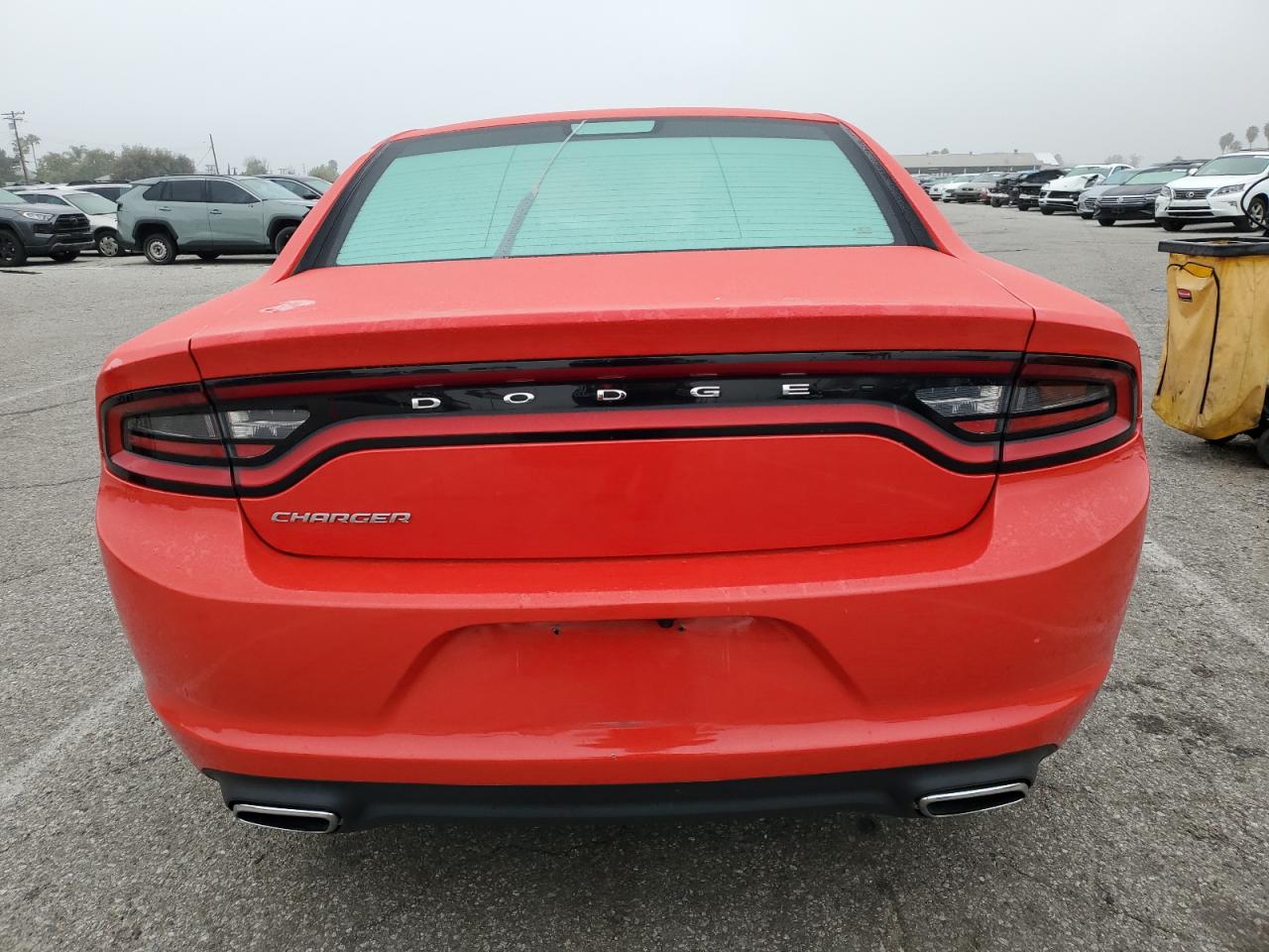 Photo 5 VIN: 2C3CDXBGXHH638742 - DODGE CHARGER 