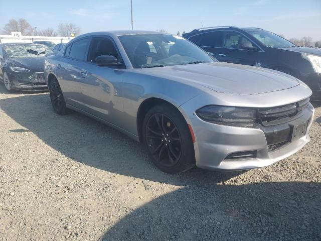 Photo 3 VIN: 2C3CDXBGXJH221384 - DODGE CHARGER SX 