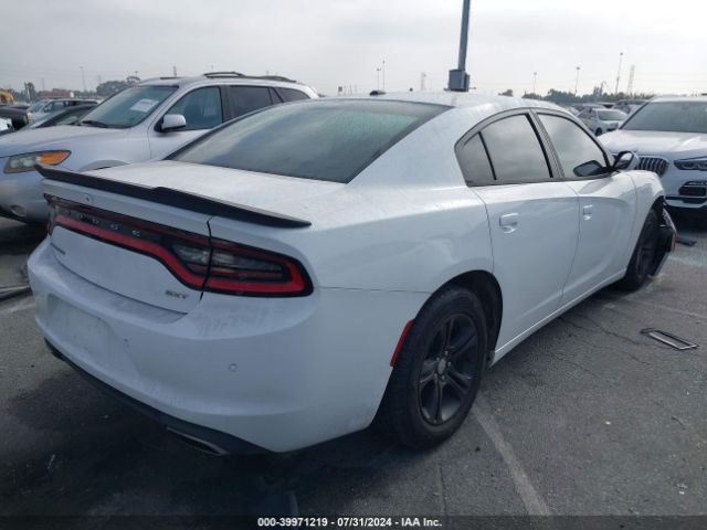 Photo 3 VIN: 2C3CDXBGXJH281200 - DODGE CHARGER 