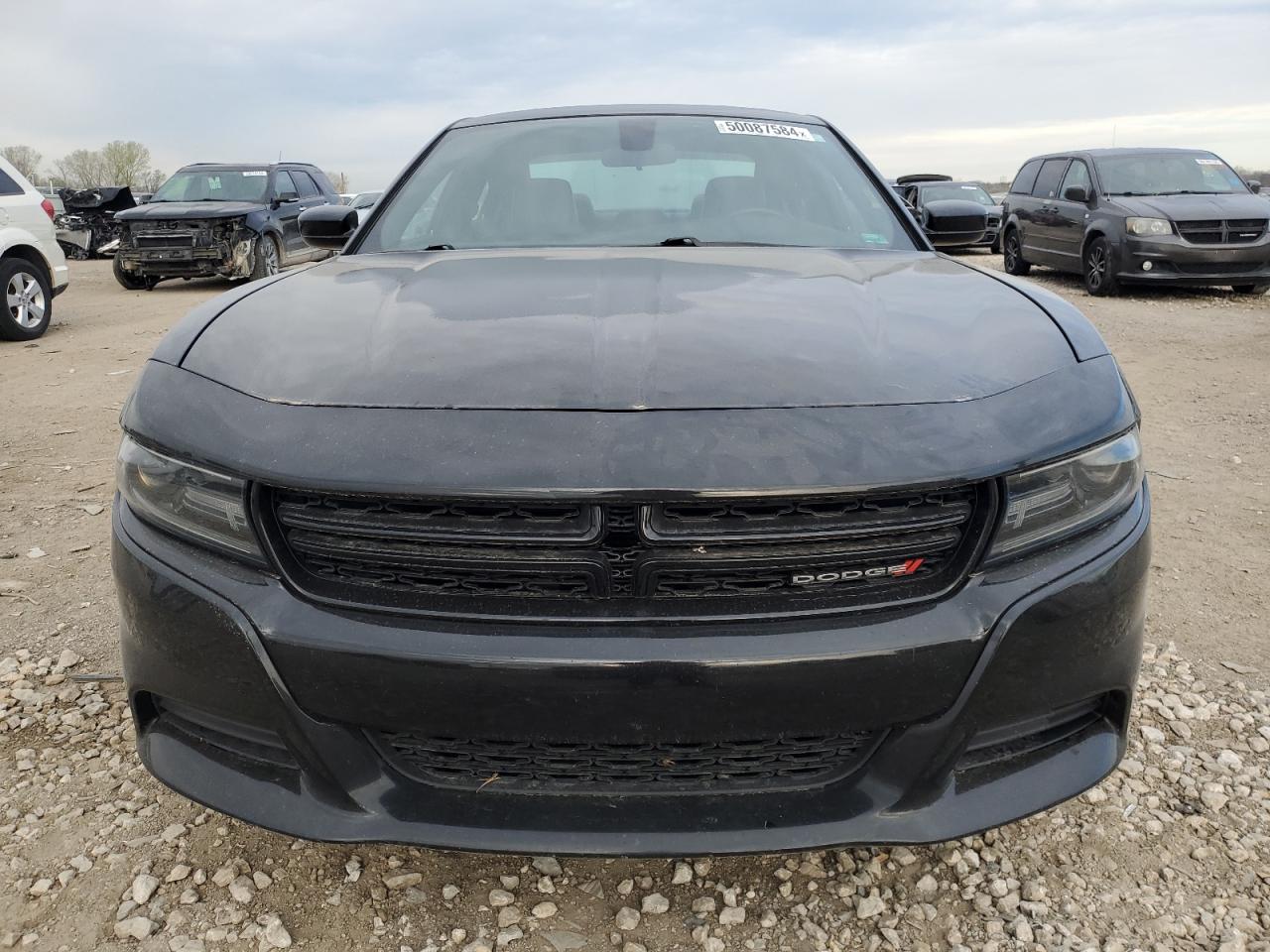 Photo 4 VIN: 2C3CDXBGXKH655113 - DODGE CHARGER 