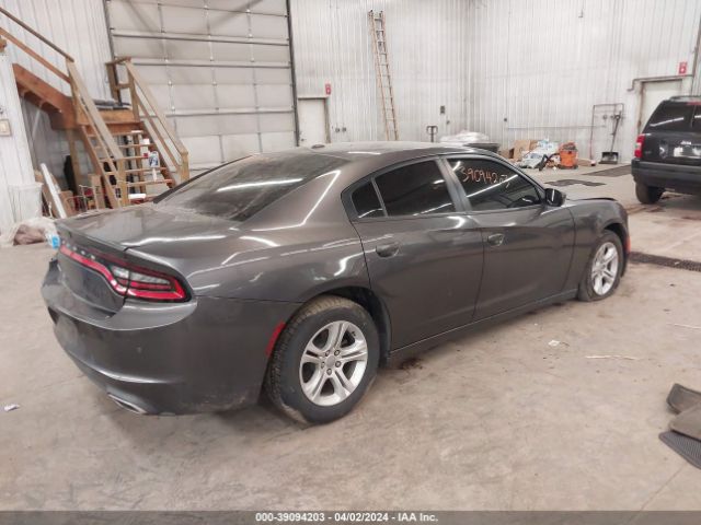 Photo 3 VIN: 2C3CDXBGXKH724642 - DODGE CHARGER 