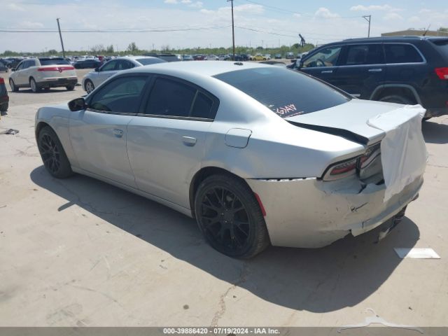 Photo 2 VIN: 2C3CDXBGXKH743739 - DODGE CHARGER 