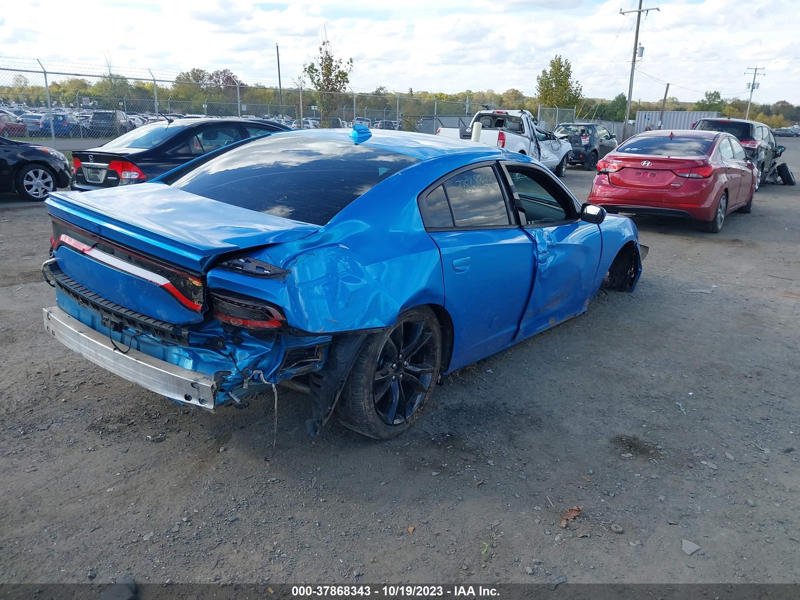 Photo 3 VIN: 2C3CDXCT0FH857444 - DODGE CHARGER 