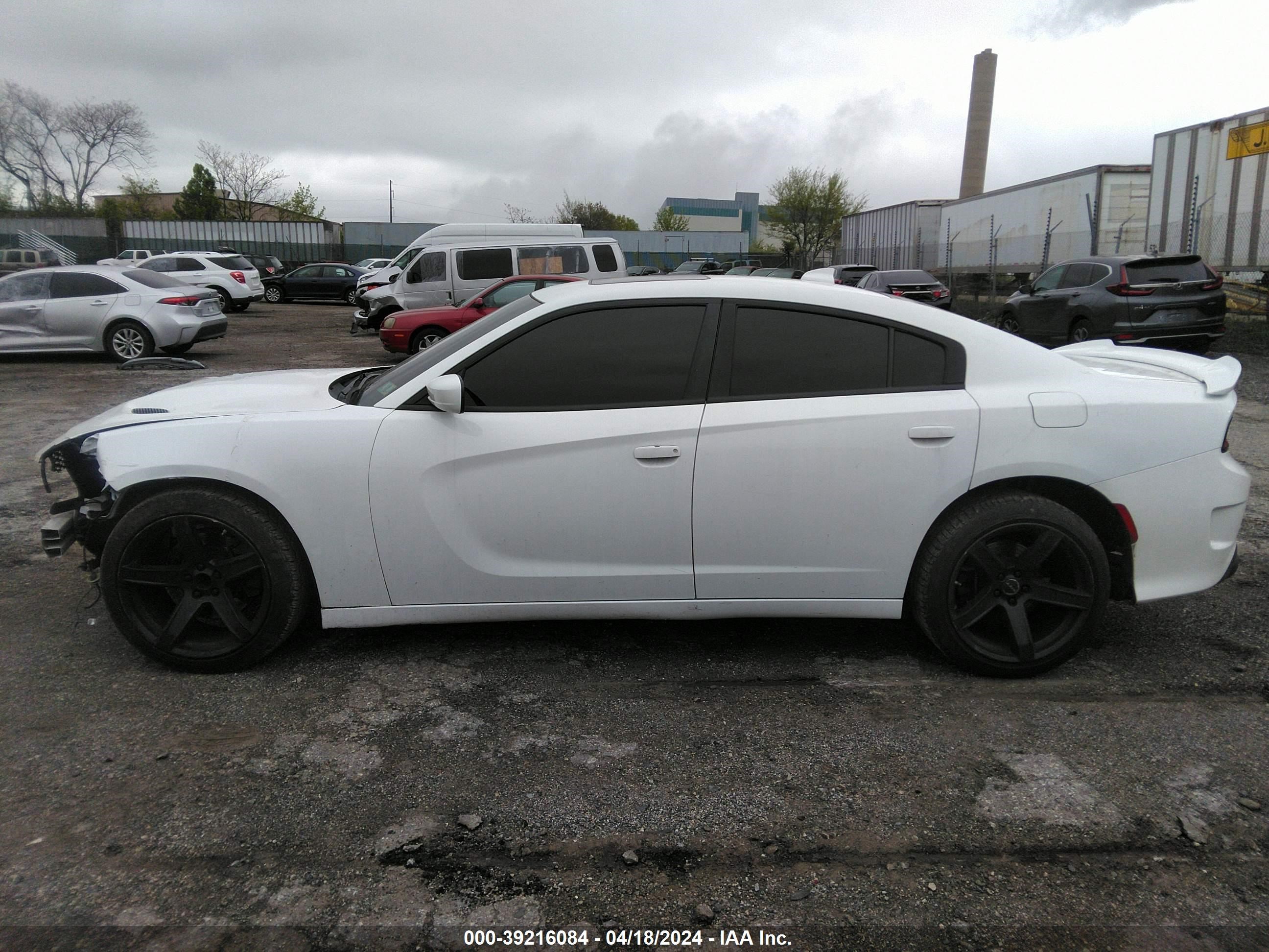 Photo 13 VIN: 2C3CDXCT2GH117668 - ACURA ILX 