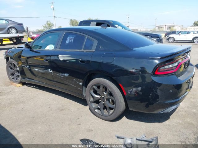 Photo 2 VIN: 2C3CDXCT2JH113661 - DODGE CHARGER 