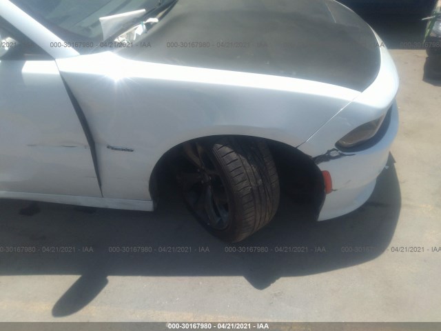 Photo 5 VIN: 2C3CDXCT2KH575137 - DODGE CHARGER 