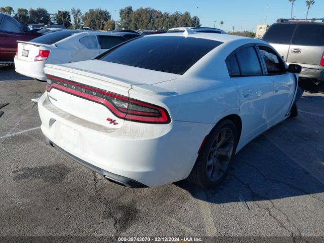 Photo 3 VIN: 2C3CDXCT3FH778561 - DODGE CHARGER 