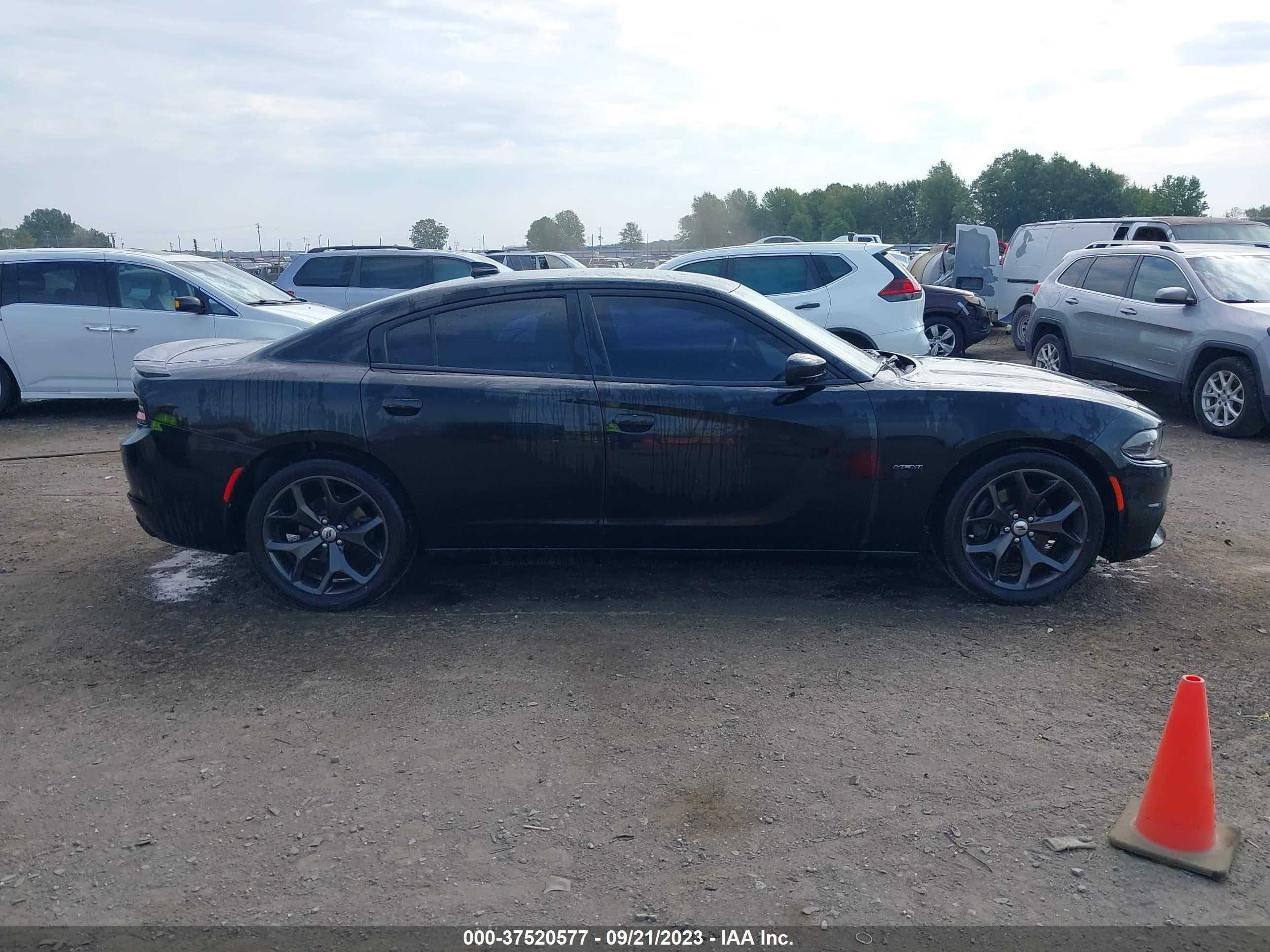 Photo 12 VIN: 2C3CDXCT4HH644452 - DODGE CHARGER 