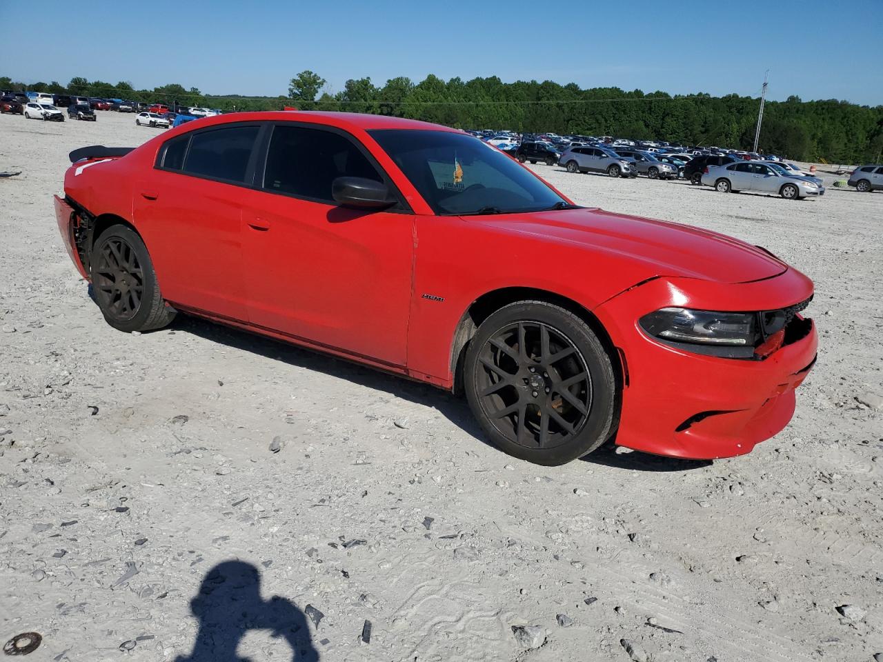 Photo 3 VIN: 2C3CDXCT4JH233400 - DODGE CHARGER 