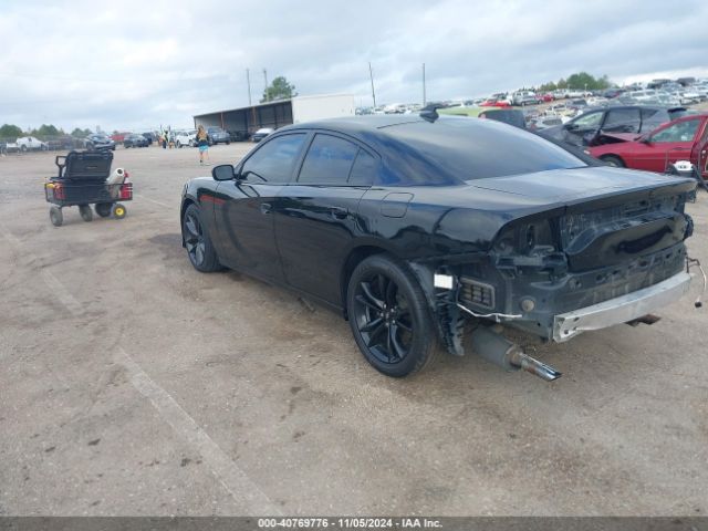 Photo 2 VIN: 2C3CDXCT4JH313621 - DODGE CHARGER 