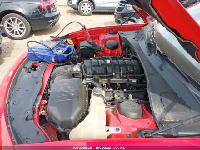 Photo 9 VIN: 2C3CDXCT4KH575186 - DODGE CHARGER 