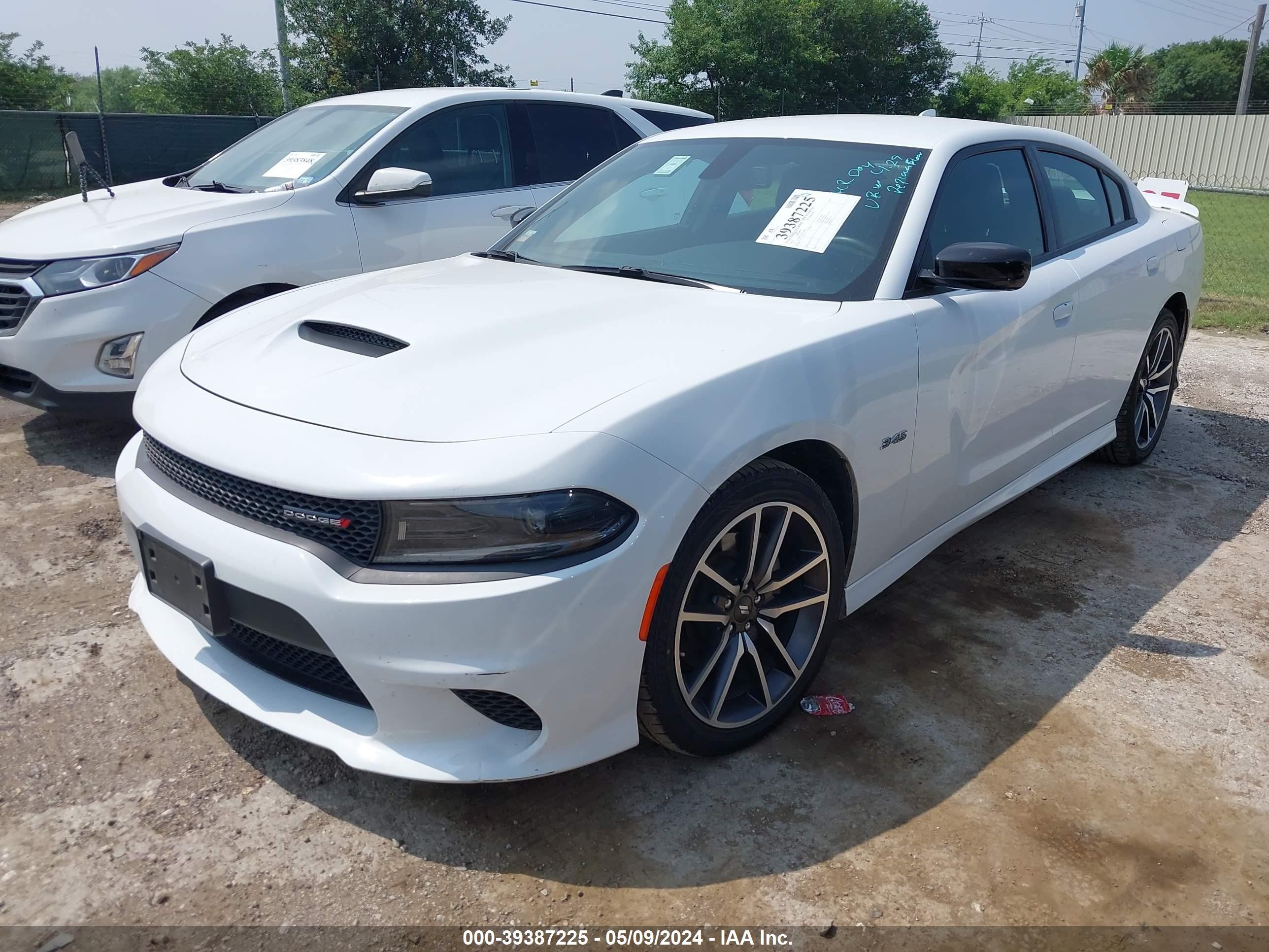 Photo 1 VIN: 2C3CDXCT4PH568441 - DODGE CHARGER 