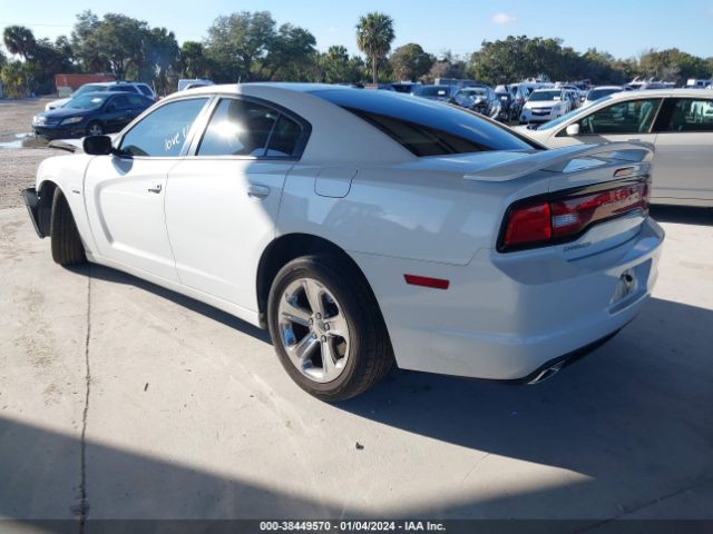 Photo 2 VIN: 2C3CDXCT5DH675638 - DODGE CHARGER 