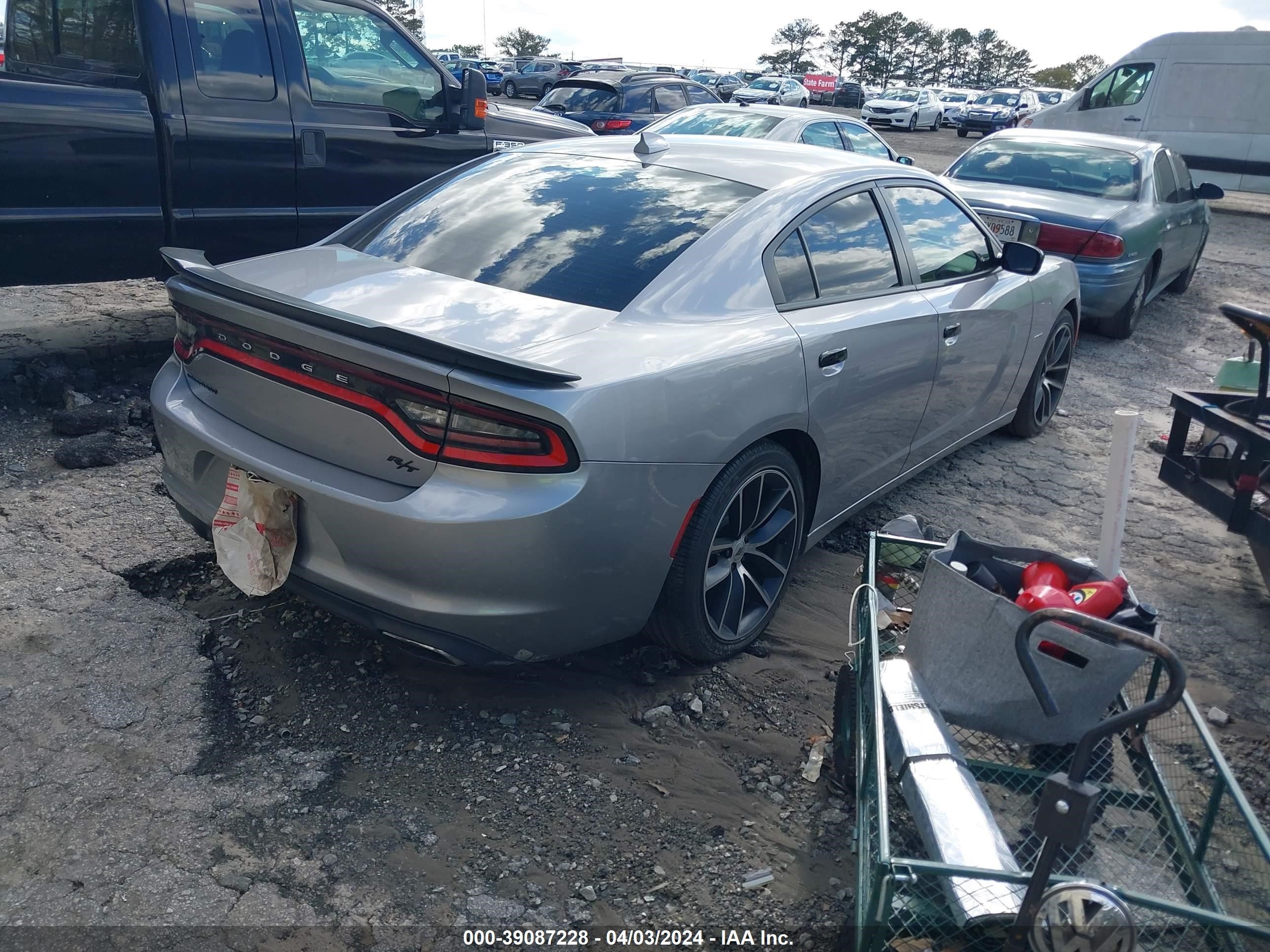 Photo 3 VIN: 2C3CDXCT5GH258976 - DODGE CHARGER 