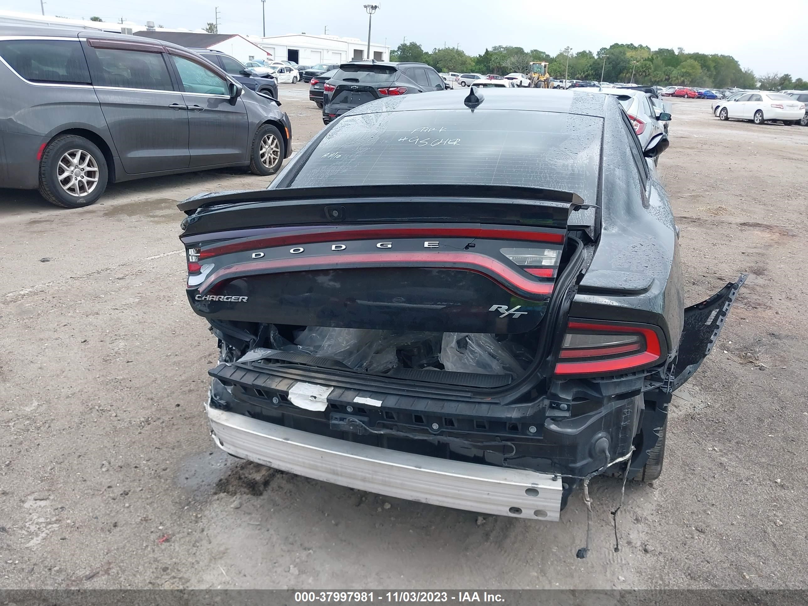 Photo 15 VIN: 2C3CDXCT5JH155841 - DODGE CHARGER 