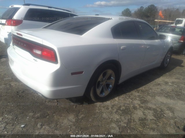 Photo 3 VIN: 2C3CDXCT7EH243490 - DODGE CHARGER 