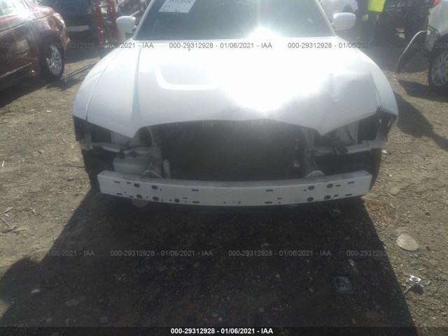 Photo 5 VIN: 2C3CDXCT7EH243490 - DODGE CHARGER 