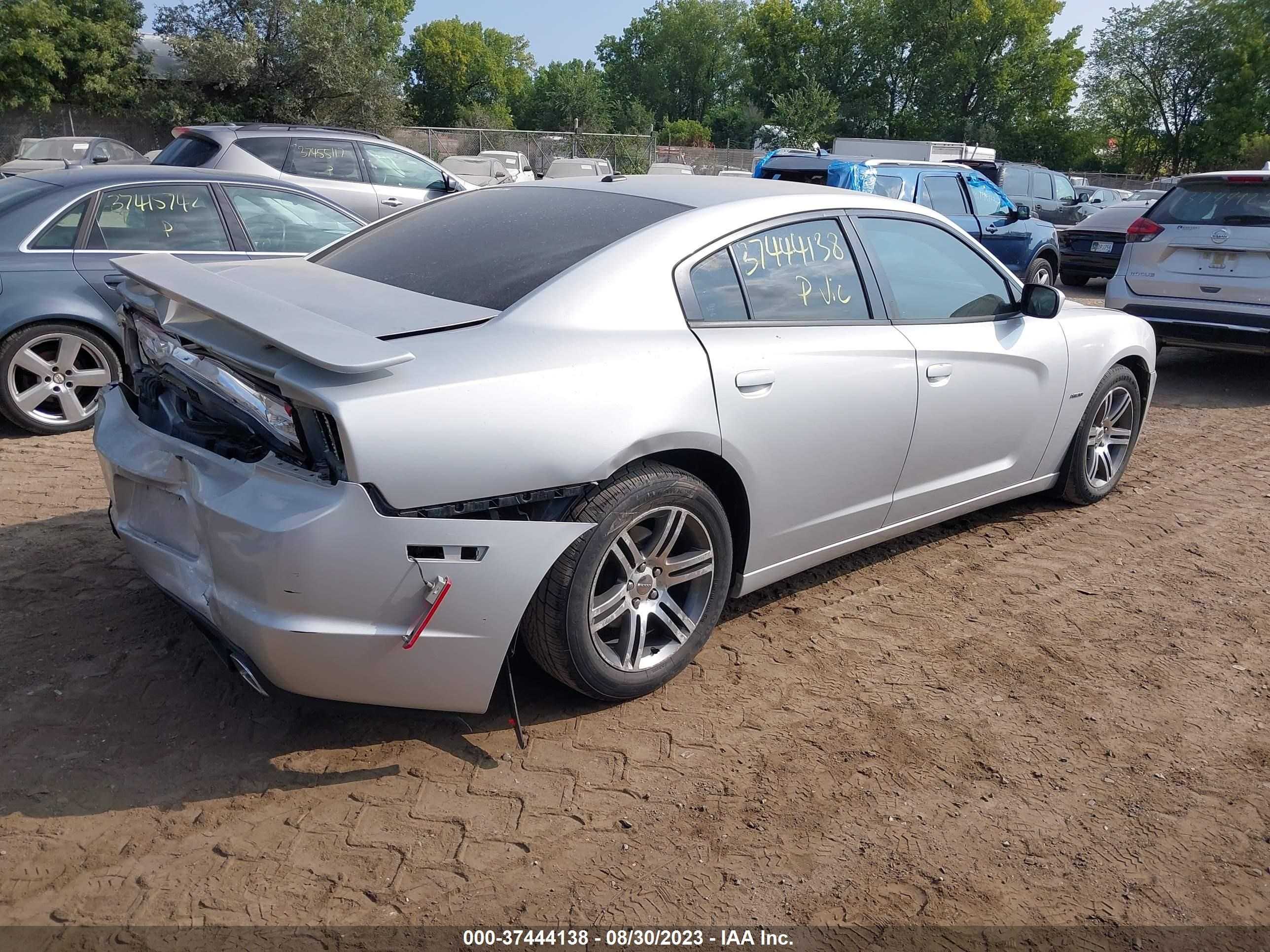 Photo 3 VIN: 2C3CDXCT8CH282215 - DODGE CHARGER 