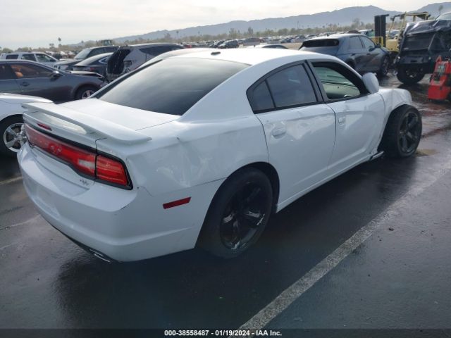 Photo 3 VIN: 2C3CDXCT8DH696077 - DODGE CHARGER 