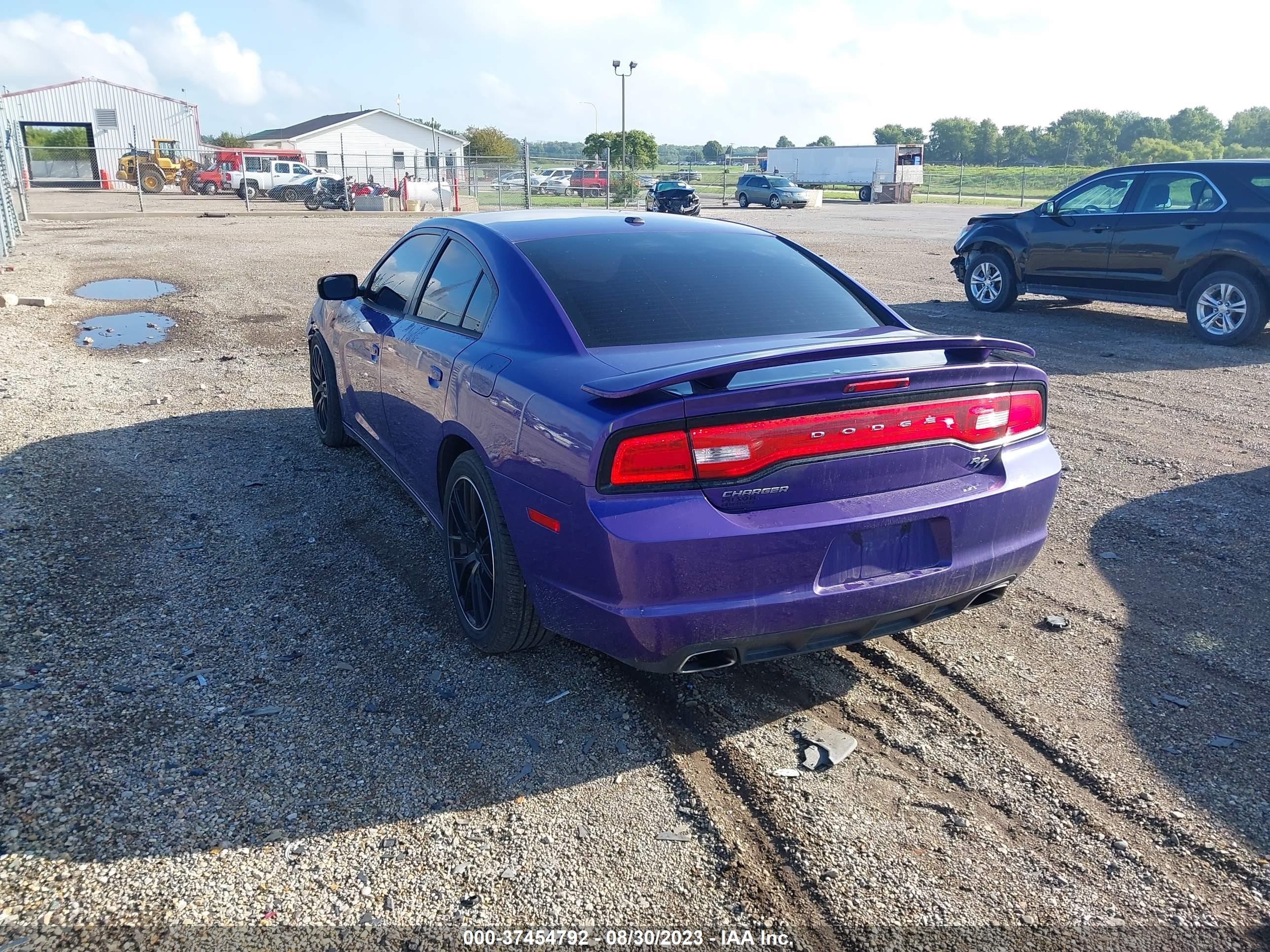 Photo 2 VIN: 2C3CDXCT8EH177970 - DODGE CHARGER 