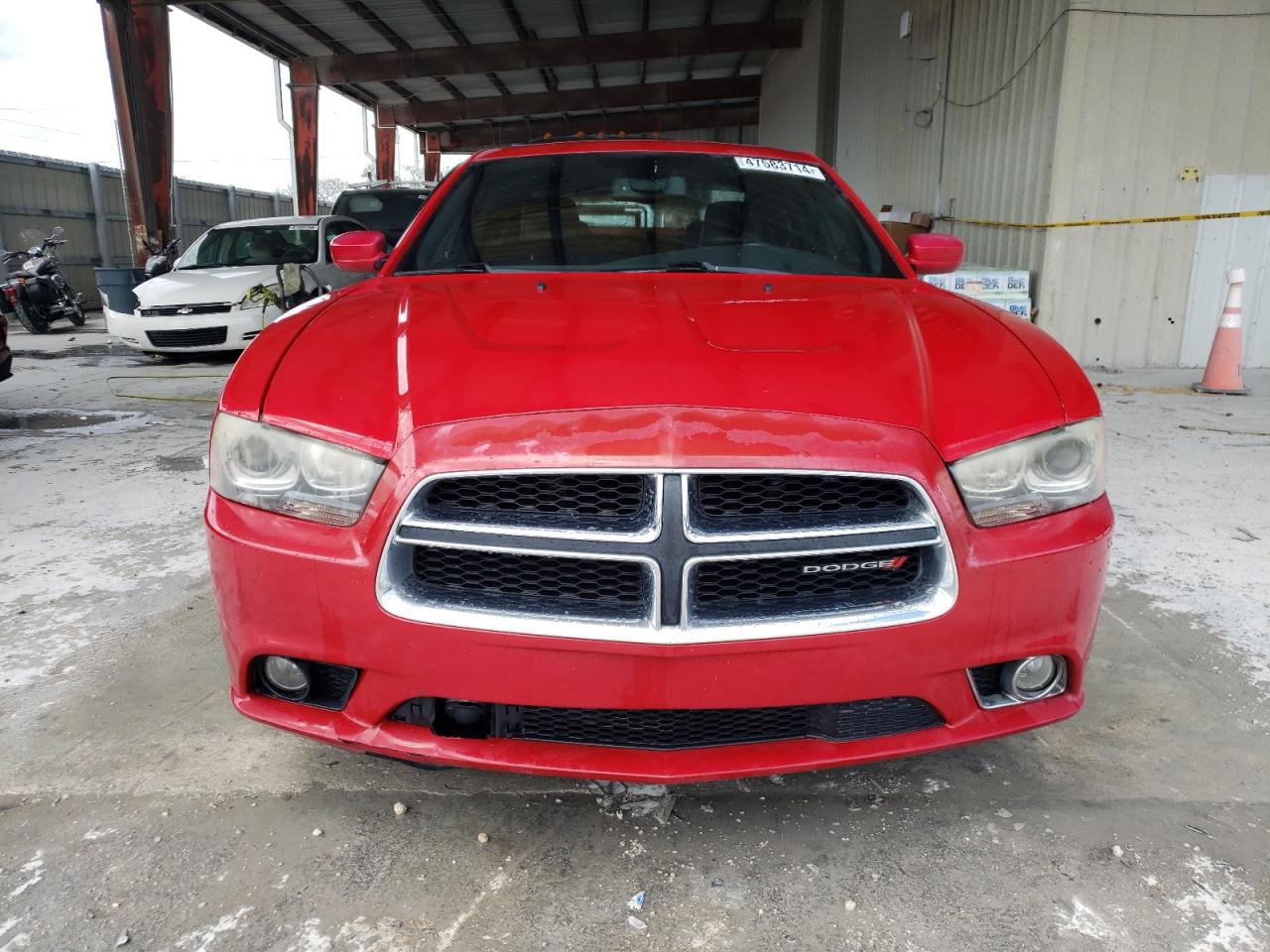 Photo 4 VIN: 2C3CDXCT9DH525306 - DODGE CHARGER 