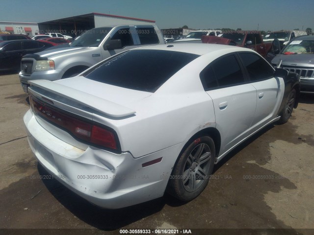 Photo 3 VIN: 2C3CDXCT9DH687226 - DODGE CHARGER 