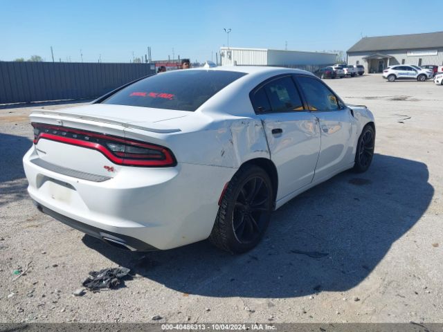 Photo 3 VIN: 2C3CDXCT9FH874923 - DODGE CHARGER 