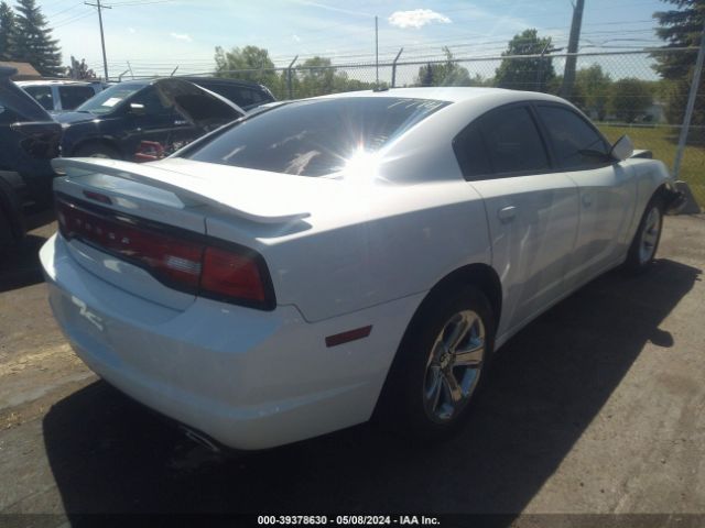 Photo 3 VIN: 2C3CDXDT2EH227714 - DODGE CHARGER 