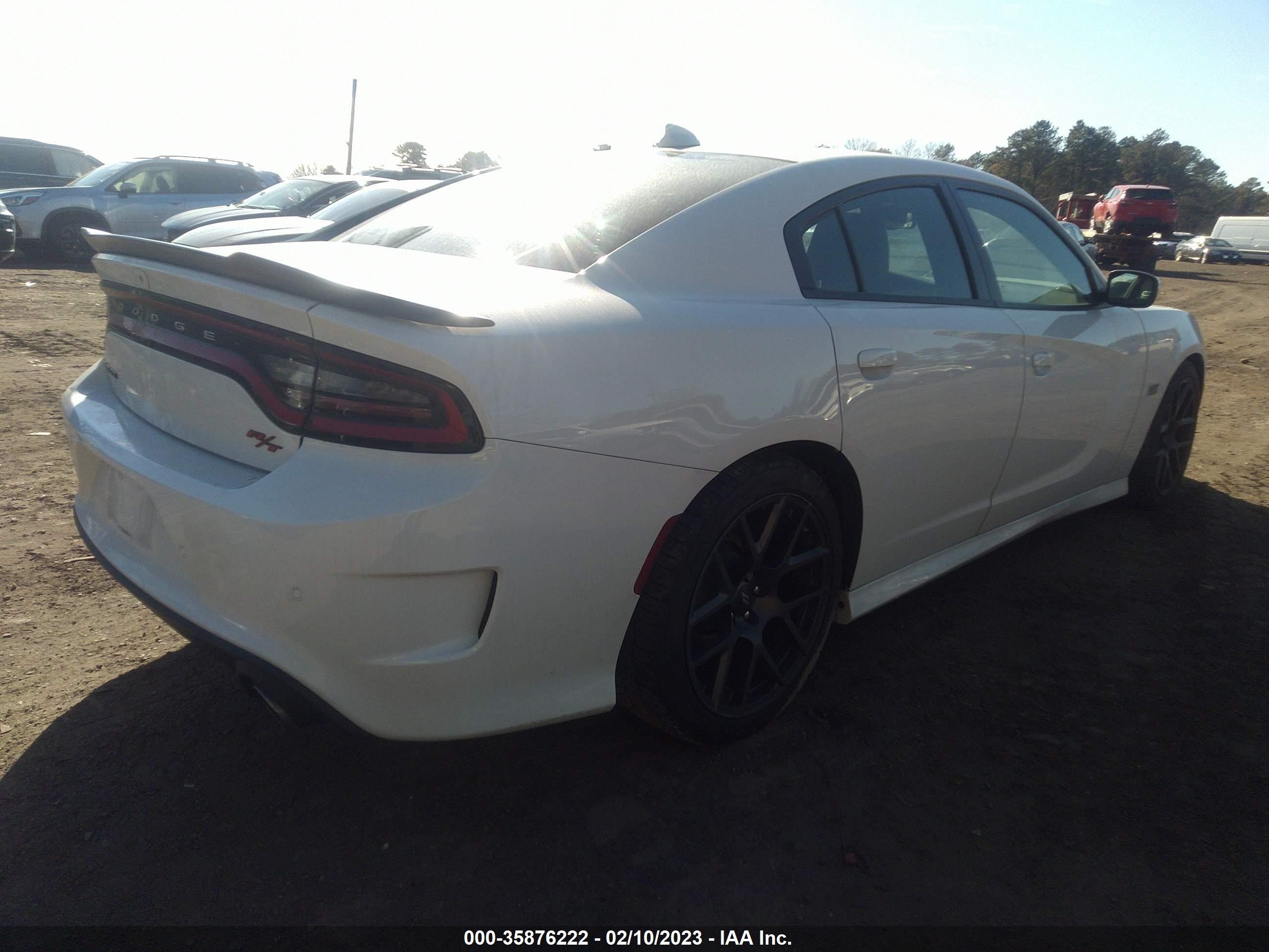 Photo 3 VIN: 2C3CDXGJ1JH168661 - DODGE CHARGER 