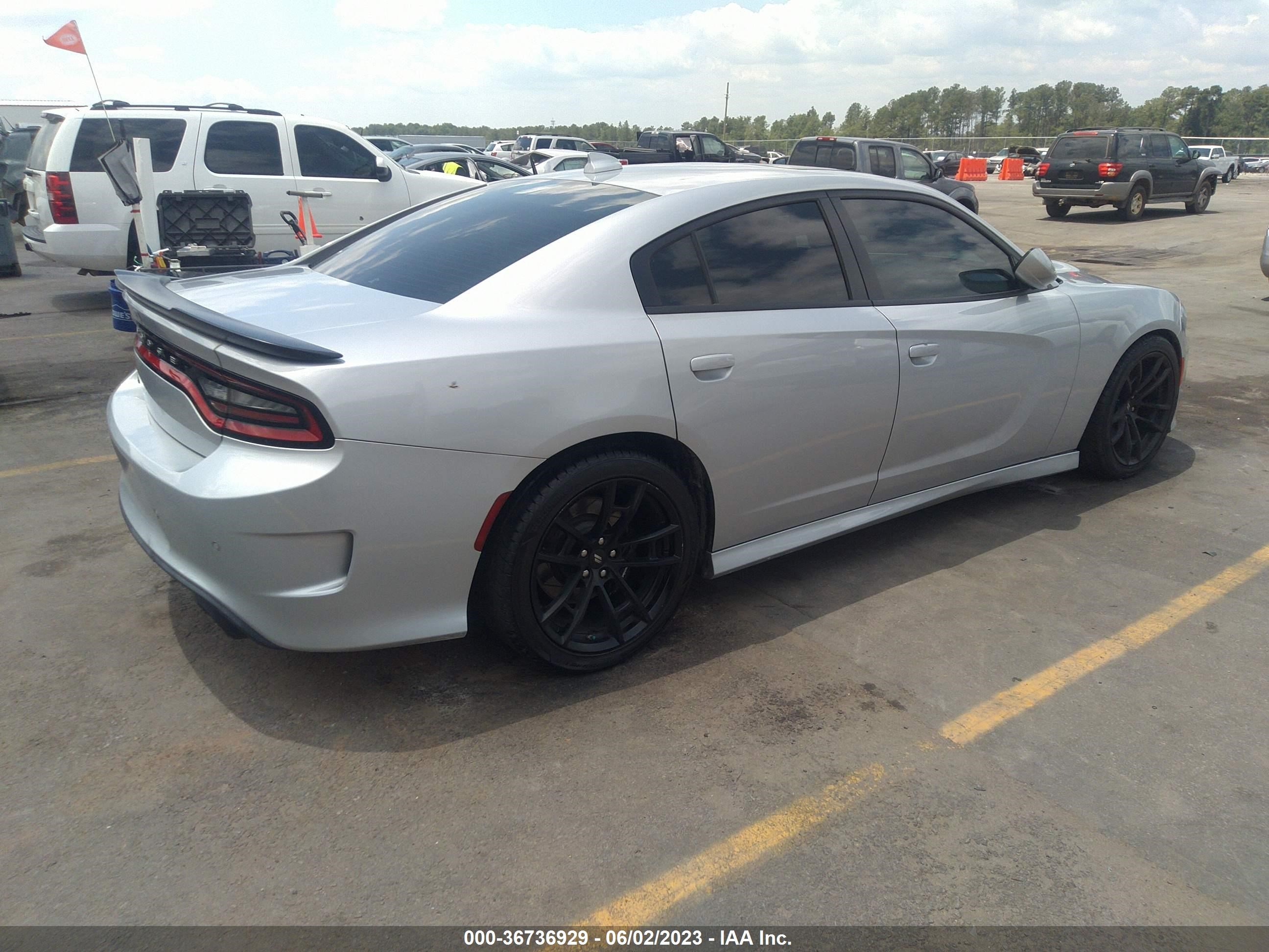 Photo 3 VIN: 2C3CDXGJ2LH162337 - DODGE CHARGER 