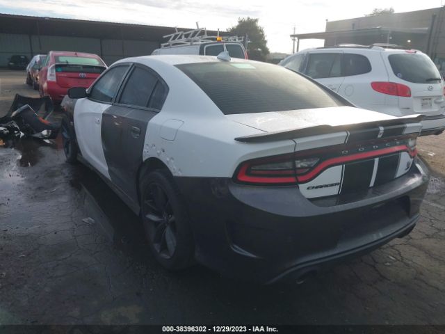 Photo 2 VIN: 2C3CDXGJ2MH570080 - DODGE CHARGER 