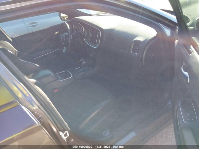 Photo 4 VIN: 2C3CDXGJ3HH529415 - DODGE CHARGER 