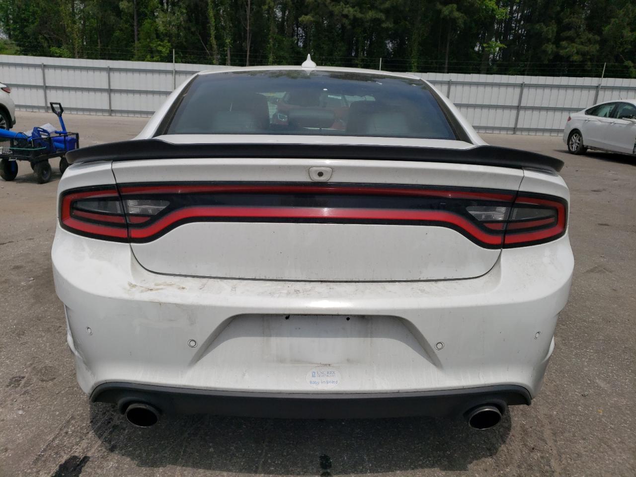 Photo 5 VIN: 2C3CDXGJ4GH146128 - DODGE CHARGER 