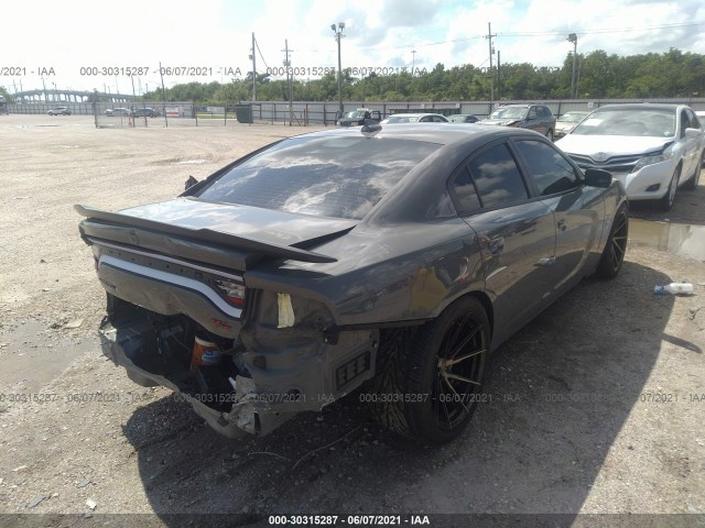 Photo 3 VIN: 2C3CDXGJ4JH272500 - DODGE CHARGER 