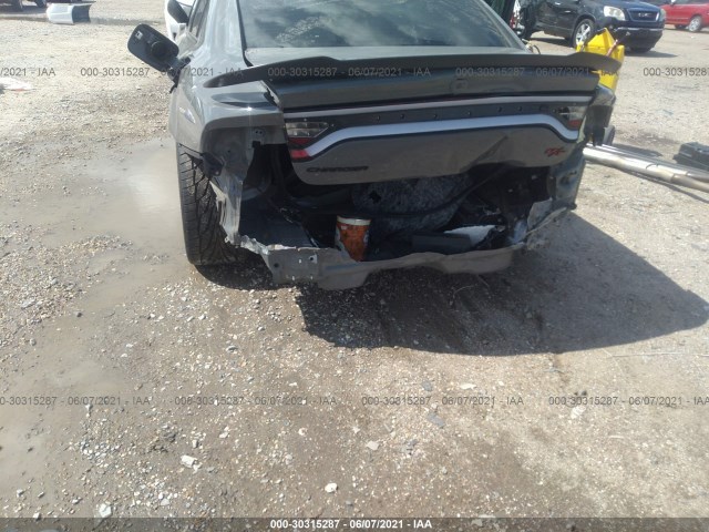 Photo 5 VIN: 2C3CDXGJ4JH272500 - DODGE CHARGER 