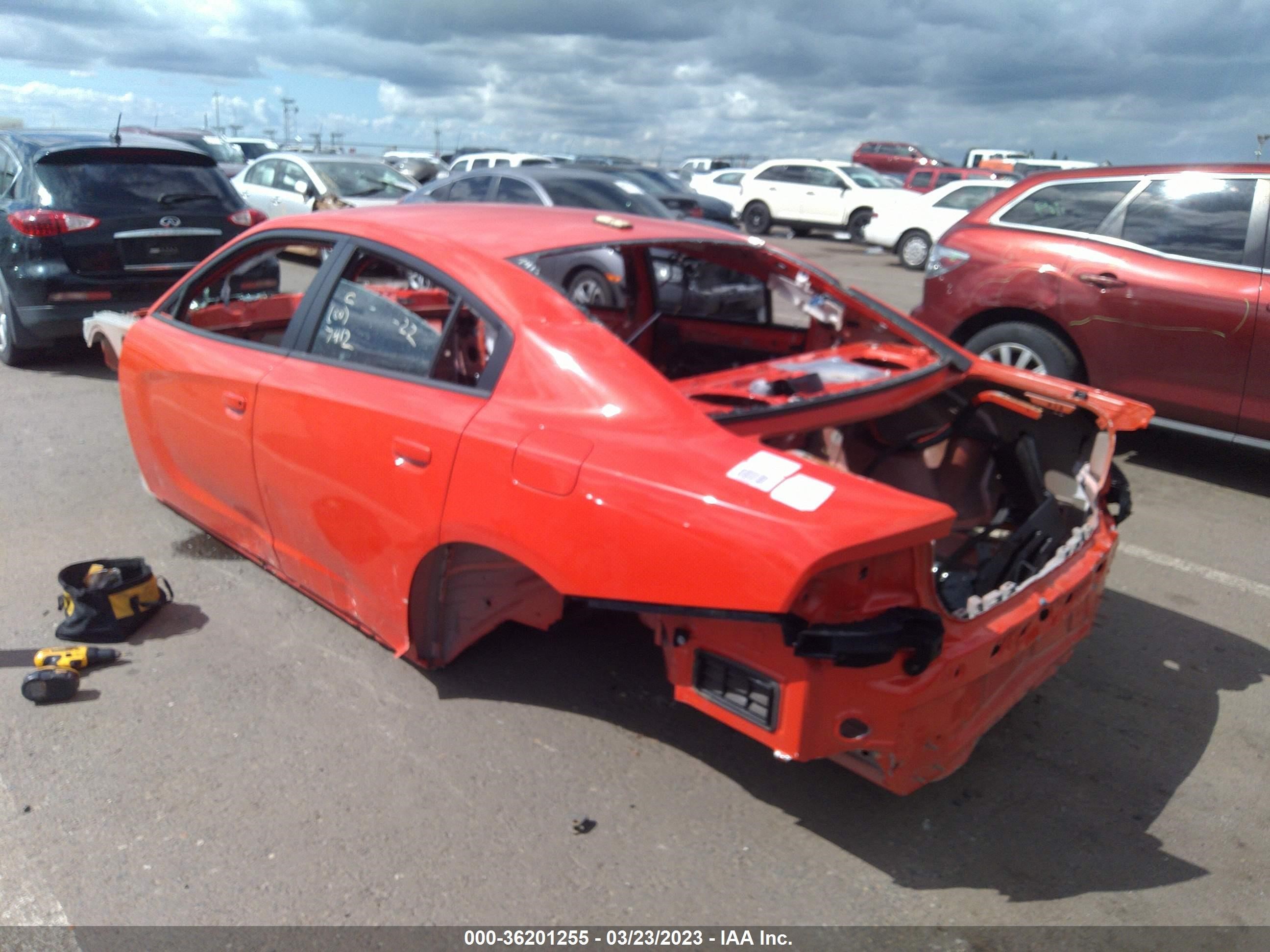 Photo 2 VIN: 2C3CDXGJ4LH237412 - DODGE CHARGER 