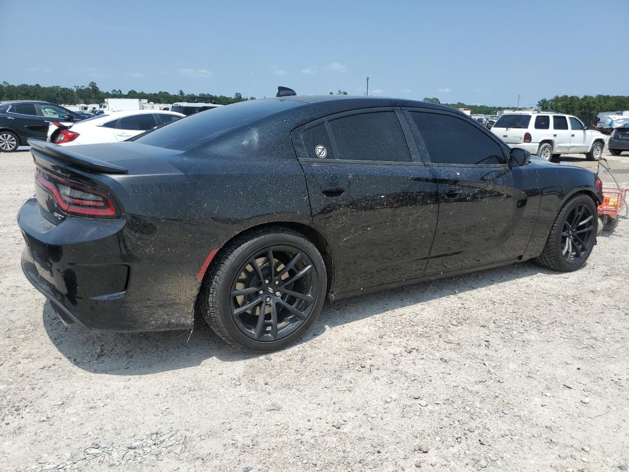 Photo 2 VIN: 2C3CDXGJ4PH643065 - DODGE CHARGER 