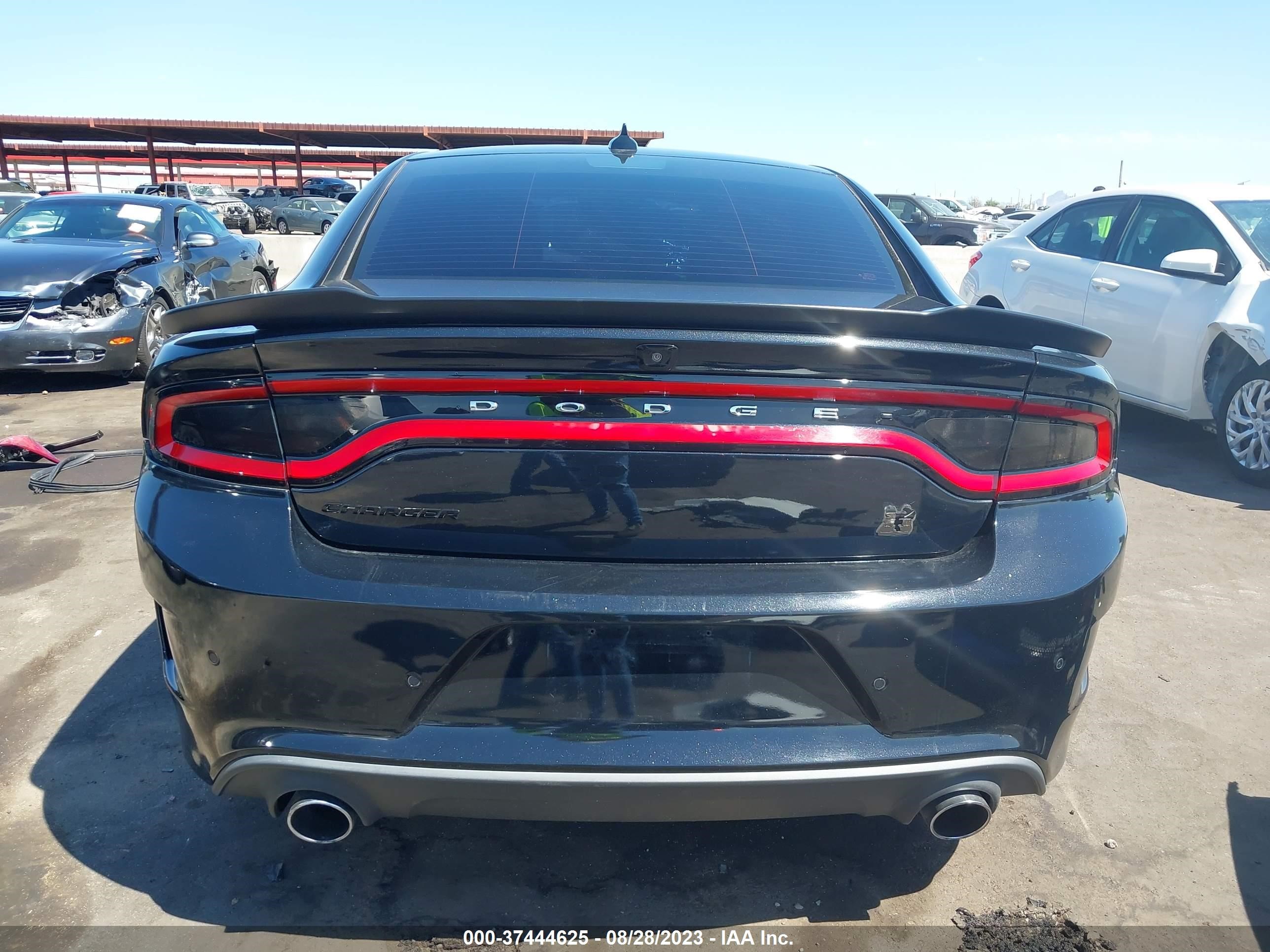 Photo 16 VIN: 2C3CDXGJ5FH873311 - DODGE CHARGER 