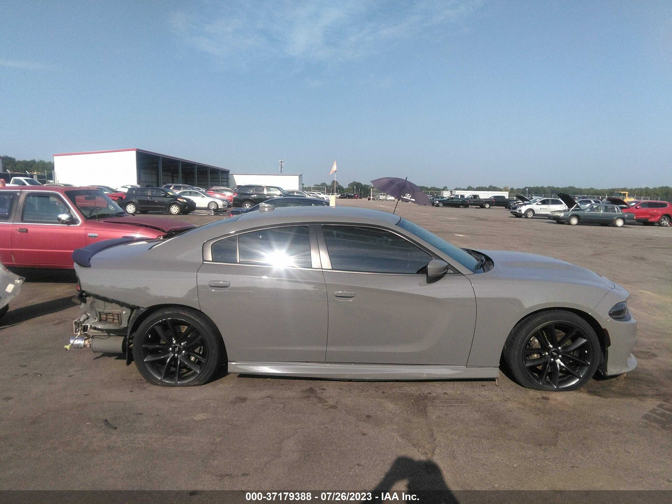 Photo 13 VIN: 2C3CDXGJ5KH532615 - DODGE CHARGER 