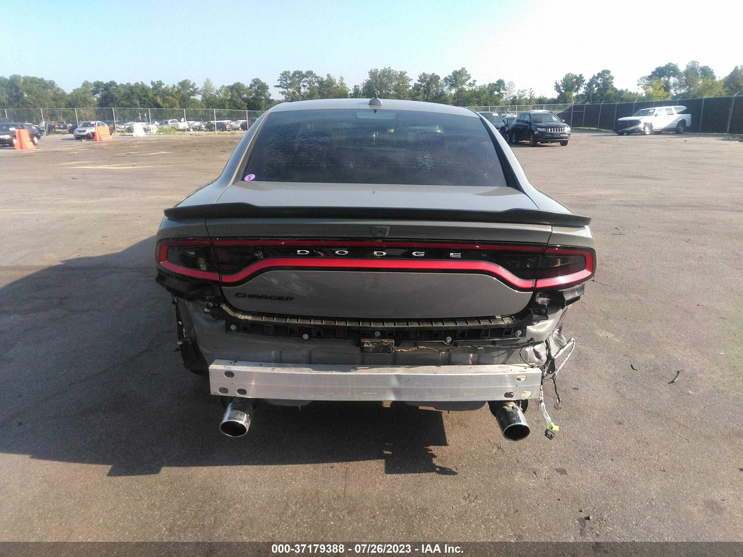 Photo 5 VIN: 2C3CDXGJ5KH532615 - DODGE CHARGER 