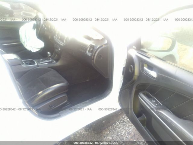 Photo 4 VIN: 2C3CDXGJ7KH742665 - DODGE CHARGER 