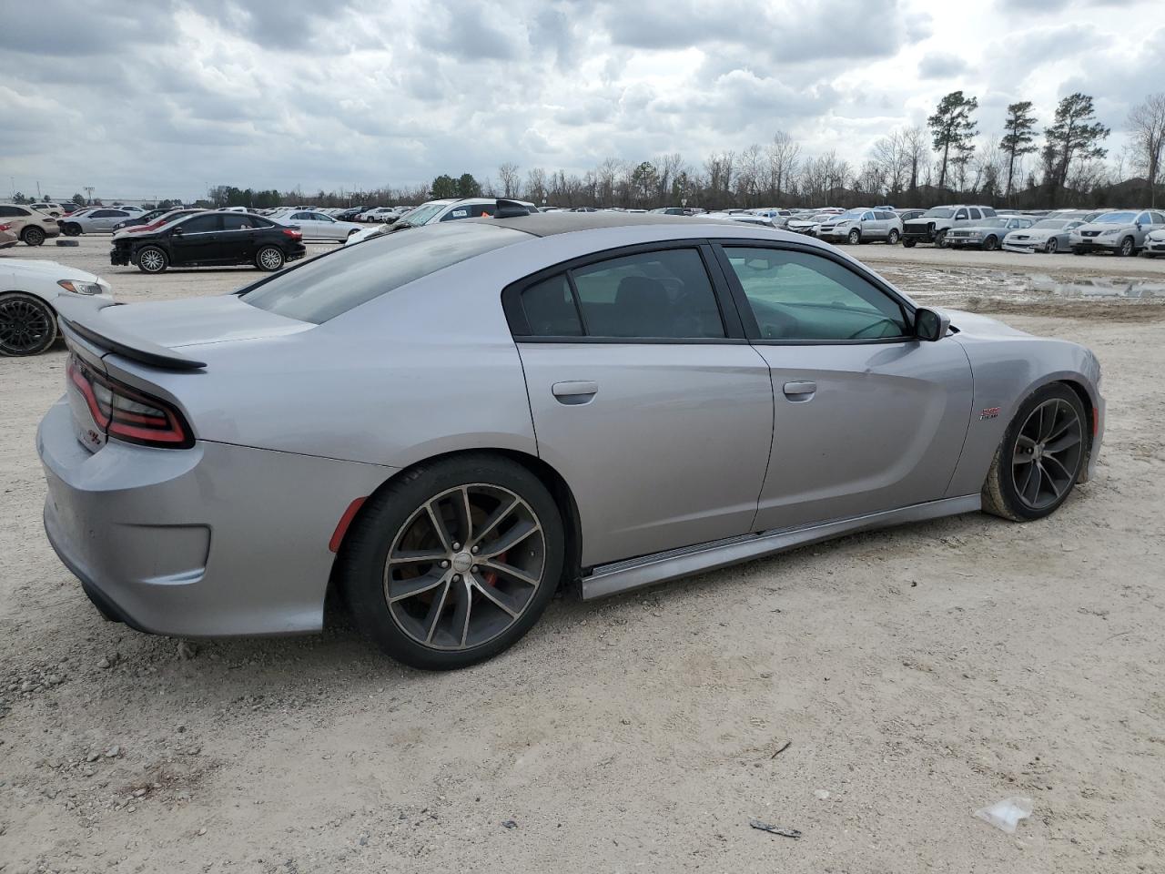 Photo 2 VIN: 2C3CDXGJ8GH351810 - DODGE CHARGER 