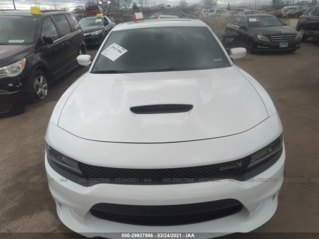 Photo 5 VIN: 2C3CDXGJ8JH328745 - DODGE CHARGER 