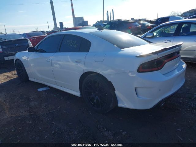 Photo 2 VIN: 2C3CDXGJ8JH328745 - DODGE CHARGER 