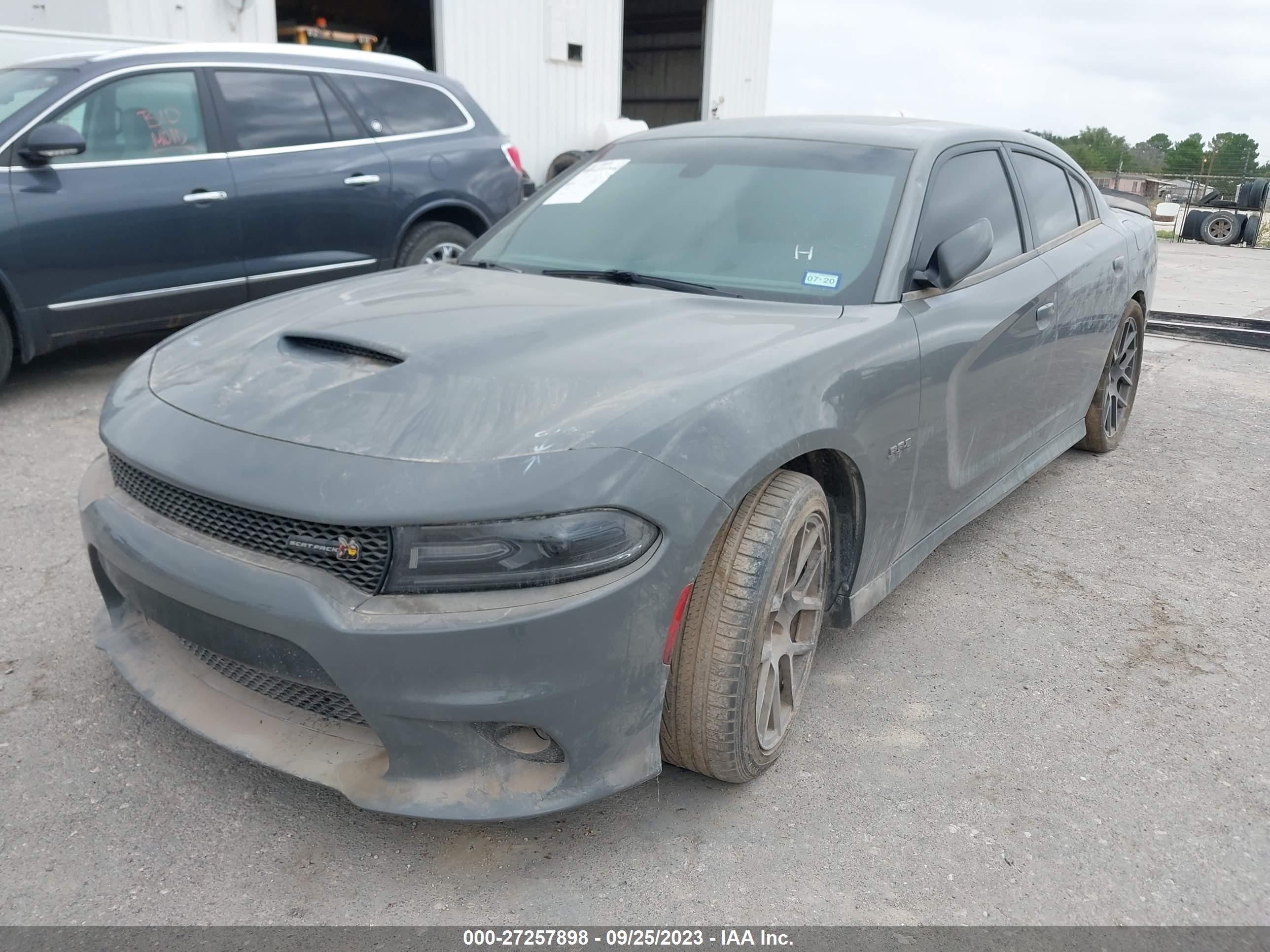 Photo 1 VIN: 2C3CDXGJXJH247374 - DODGE CHARGER 